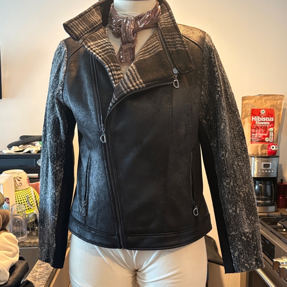 Desigual Black and Gray Leather Jacket